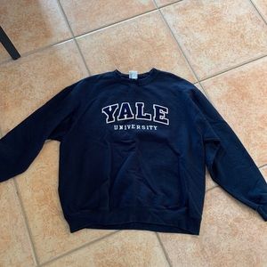 Yale sweatshirt